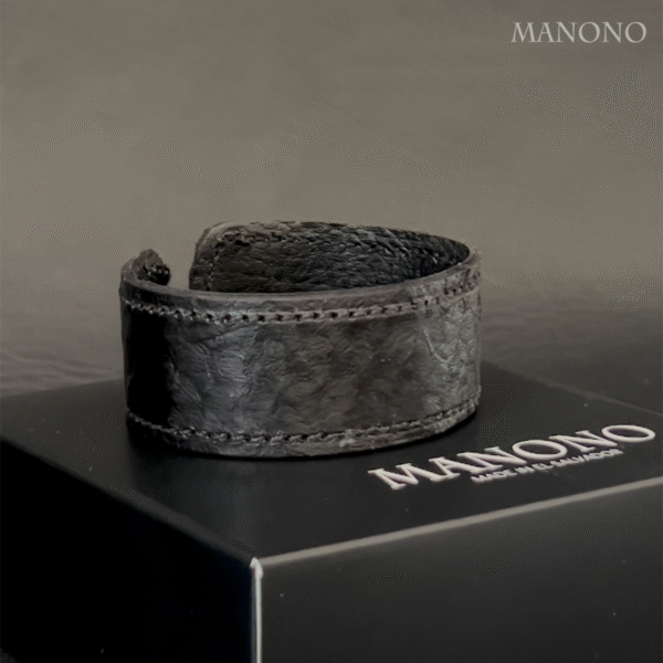 Black Tilapia Leather Bracelet - Imagen 3