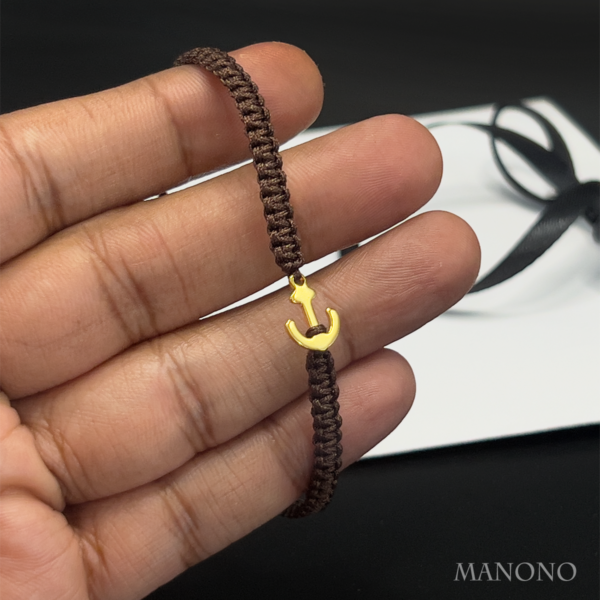 2026_02_02_manono20 Minimalist Mini Gold Anchor Bracelet